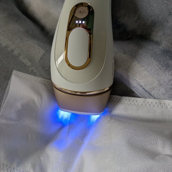 Braun Silk·expert Pro 5 IPL: 4 Caps and Vanity Case, PL5347 - Picture 7 of 7